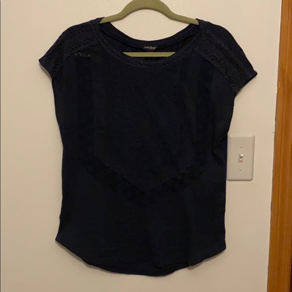 Embroidered cap sleeve shirt